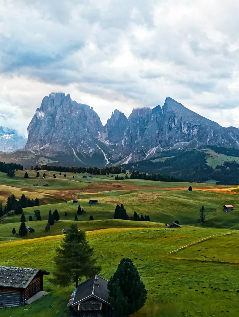Photo aérienne de montagne prise avec le DJI Air 3S