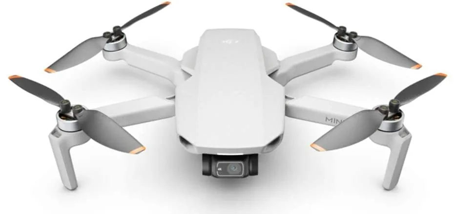DJI Mini 2 déplié vu de trois quarts, nacelle 3 axes et caméra 4K